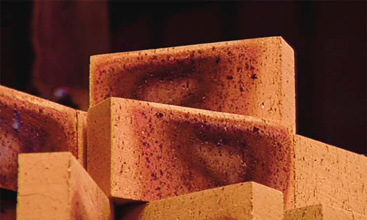 Exploitation des roches - La fabrication des briques - 2mn 02s